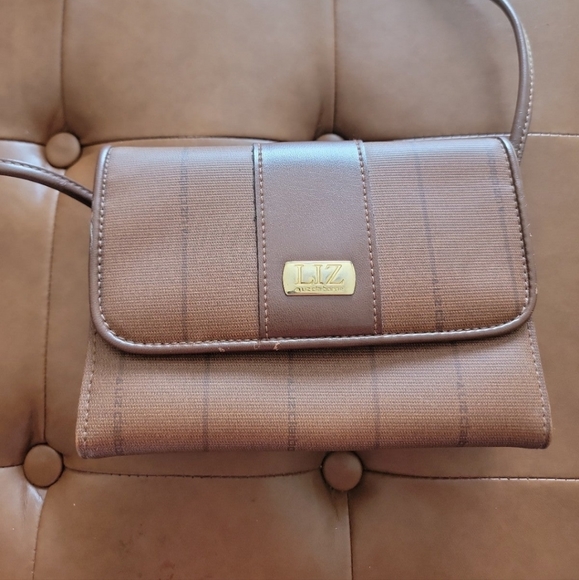 Liz Claiborne Handbags - Liz Claiborne purse
